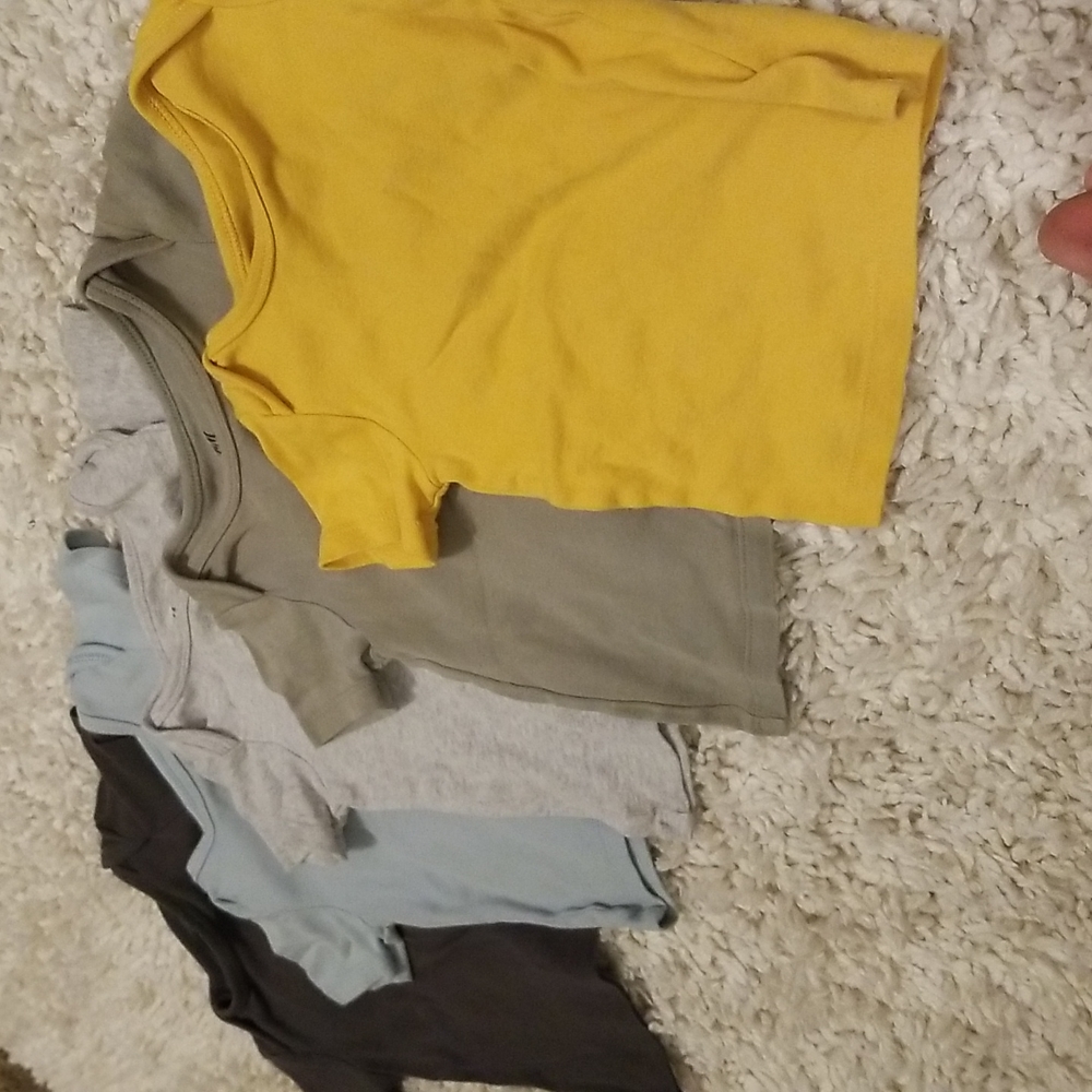 H&M 6 mos tees 5 pcs